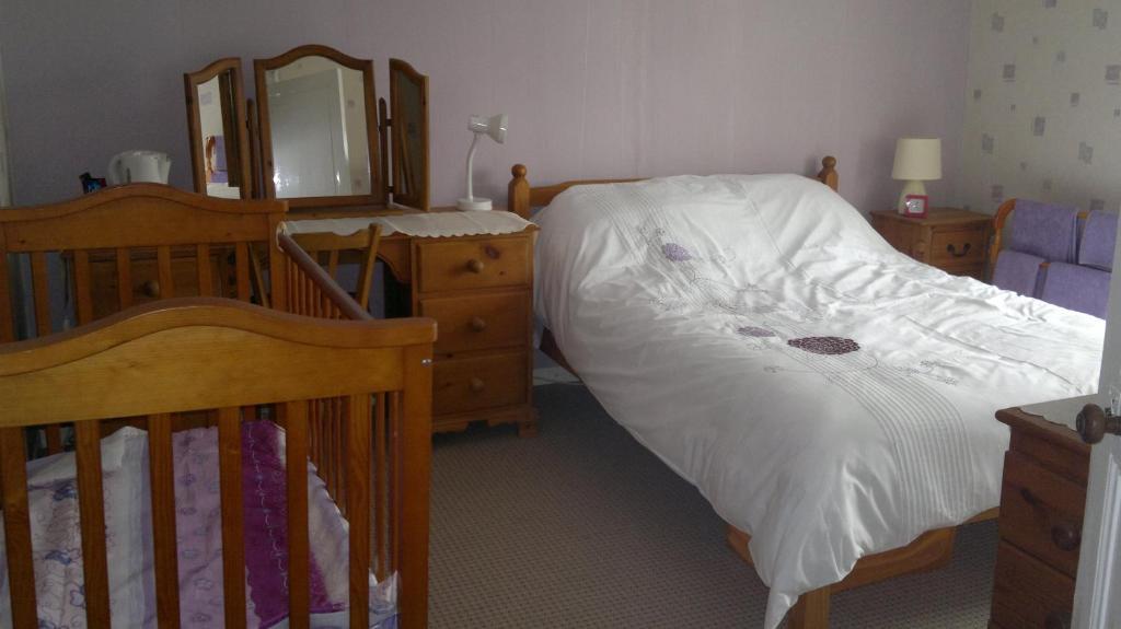 ブレッス La Maison Jaune Bed & Breakfast エクステリア 写真